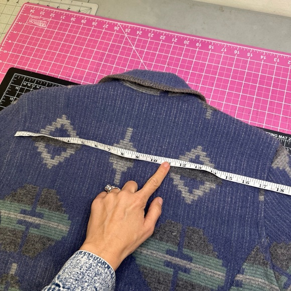 Vintage Woolrich Reversible Patterned Jacket - Picture 7 of 11